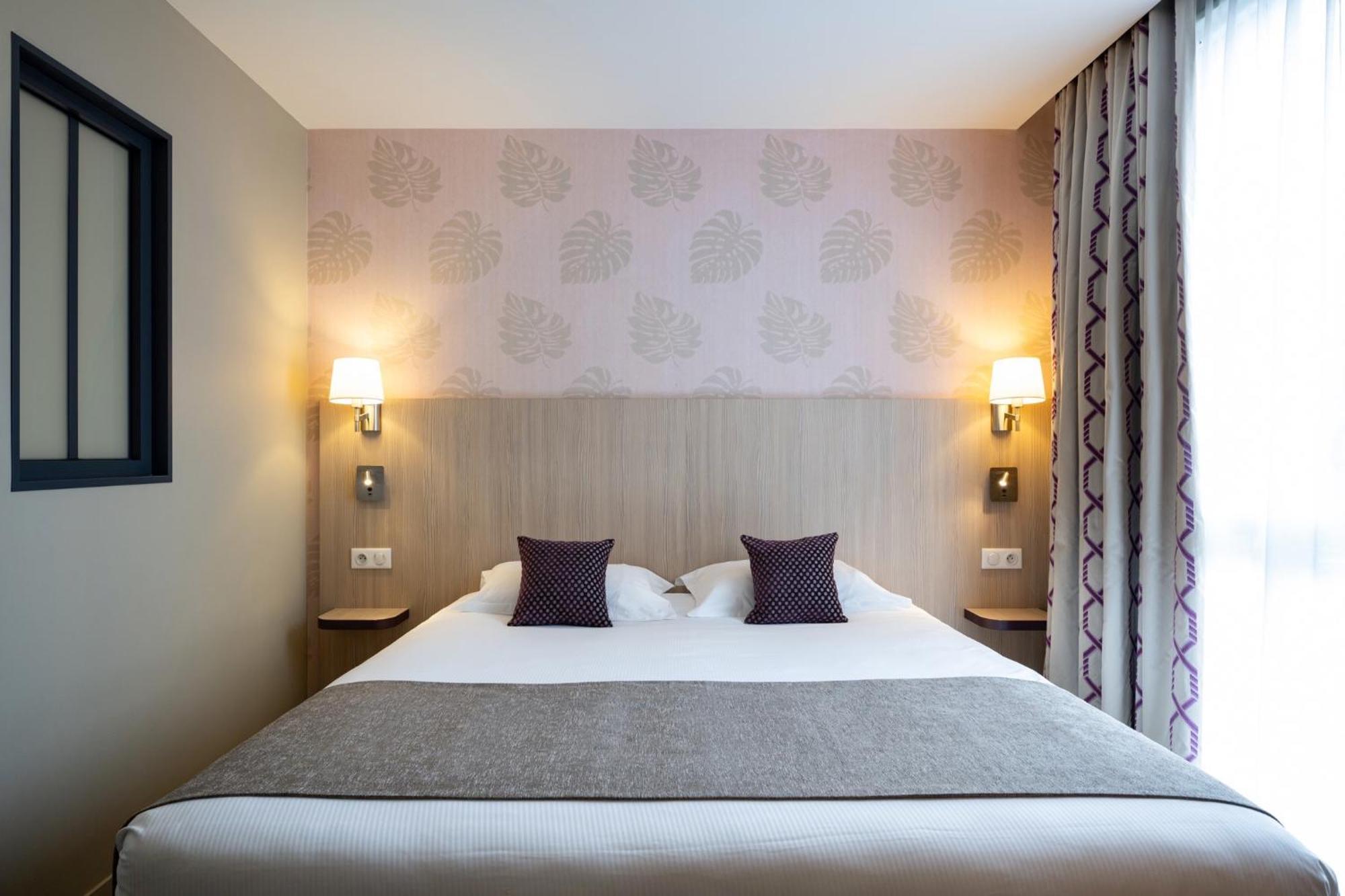 Kyriad Prestige Hotel